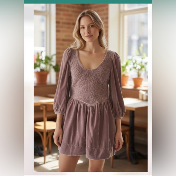 Free People Dresses & Skirts - Free People Farrier Velvet Mini Dress Winter Bloom Mauve/Pink Large